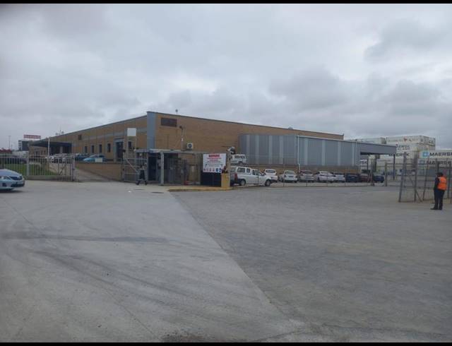 INDUSTRIAL PROPERTY TO RENT IN SIDWELL